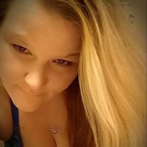 Meet your Posher, Lacey